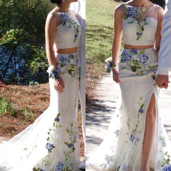 SOLD - Picture 2 of 4